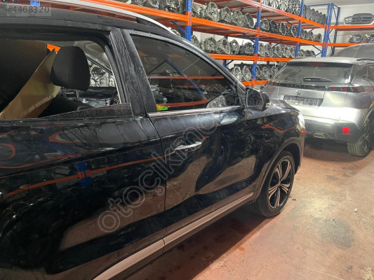 MG ZS SAĞ ARKA KAPI 2021-2025 1.0 BENZİNLİ