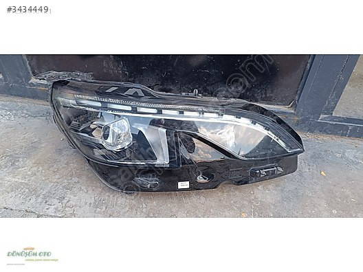 PEUGEOT 3008 ÇIKMA ORJİNAL SAĞ FAR