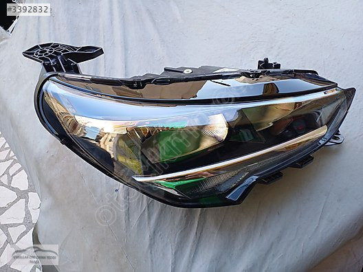 Opel Corsa F sıfır orijinal sağ far halojen