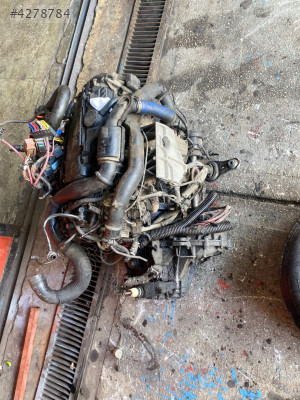 Renault trafic 2013 2.0 dolu motor