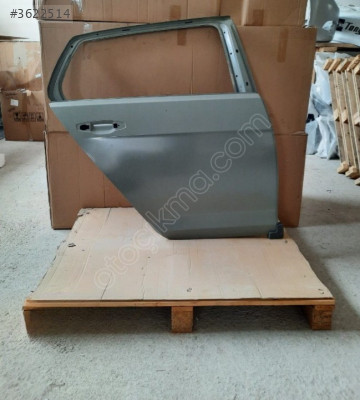 VOLKSWAGEN GOLF 7 SAĞ ARKA KAPI SIFIR İTHAL