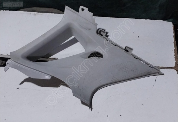 6R4867287 orj hatasız 10-15 vw polo sol arka iç direk kaplaması