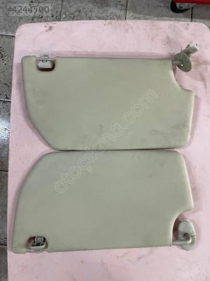 COURİER SAĞ SOL GÜNEŞLİK AKİL YAMAN OTOMOTİV