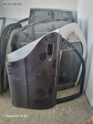 MAZDA 626 SEDAN SAĞ ARKA KAPI OMY OTO'DAN