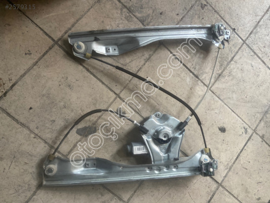 Renault clio 3 sağ ön kapı cam krikosu