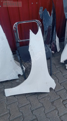 Golf 7 sol ön çamurluk çıkma