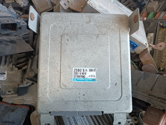 Mazda 323 familia motor beyni orijinal çıkma