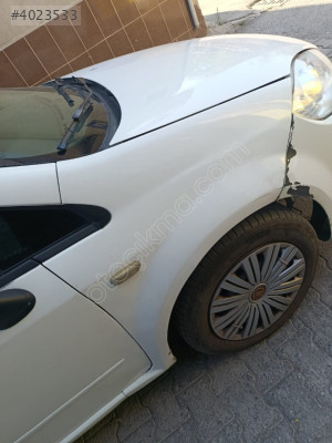 Fiat lines sağ ön çamurluk
