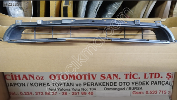 Mitsubishi Lancer 2003 2005 Ön Tampon Orta ızgarası