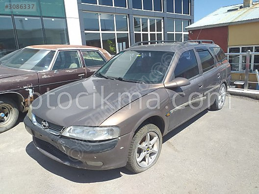 OPEL VECTRA B SW ÇIKMA ORJİNAL PARÇALARI MEVCUTTUR