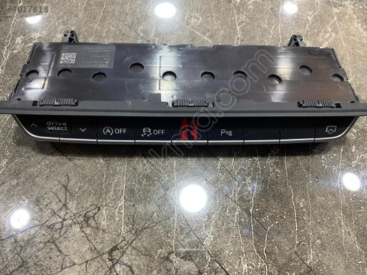 AUDİ A4 B9 KLİMA KONTROL PANELİ