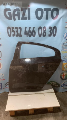 VOLVO S40 SOL ARKA KAPI