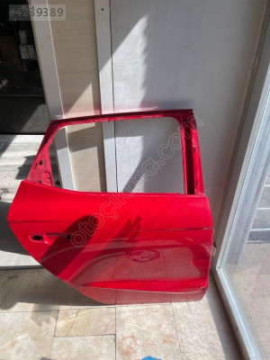 SEAT IBİZA SAĞ ARKA KAPI