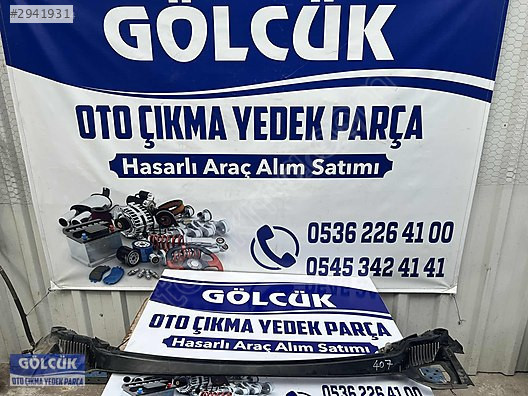 Peugeot 407 Ön Cam Izgarası