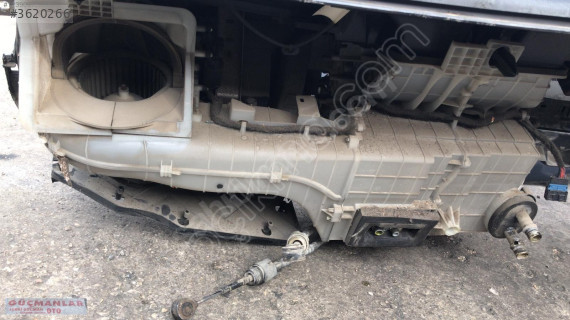 Güçmanlar Nissan Micra Kalorifer Kutusu - Oto Çıkma Parçalar