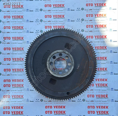 Isuzu TfR volant