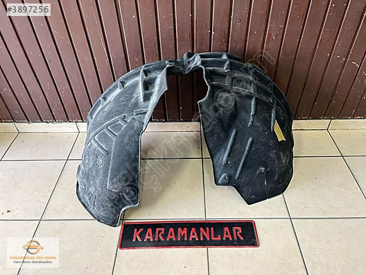 AUDİ Q3 ÖN ÇAMURLUK DAVLUMBAZI HALI SOL 2012-2019 SIFIR ORJİNAL