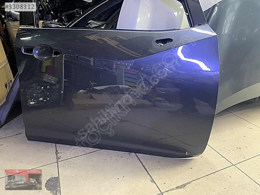 Nissan Micra K14 2019/2023 Sağ Ön Kapı çıkma parça