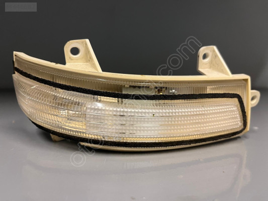 HONDA CİVİC FB7 SAĞ AYNA SİNYALİ ORJİNAL