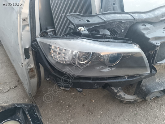 BMW 3 serisi E90 LCİ sağ far orijinal çıkma