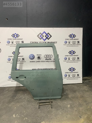 GOLF 7 STATİON WAGON SAĞ ARKA KAPI