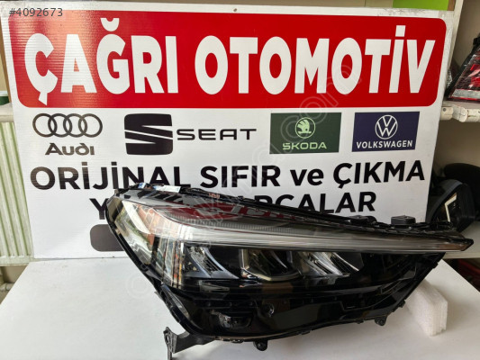 HONDA HRV SAĞ FAR ORJİNAL ÇIKMA YEDEK PARÇA 23-24