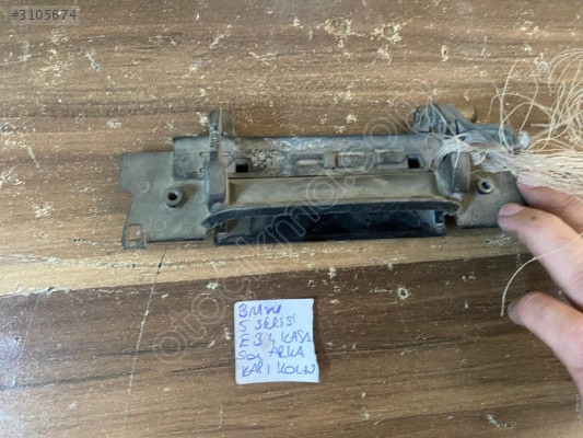 BMW 5 SERİSİ , BMW E34 SOL ARKA KAPI KOLU 90-95