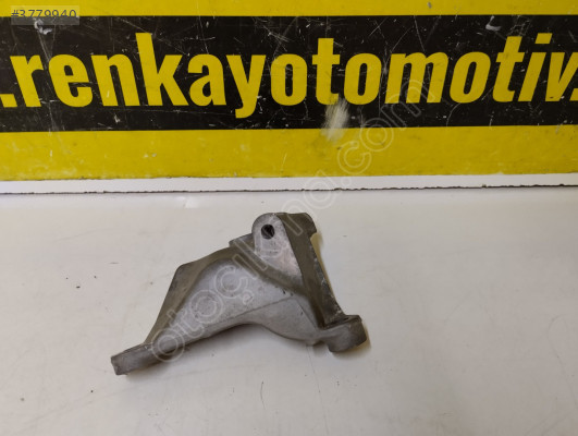 A2822030244 RENAULT 1.0 TCE MOTOR KULAĞI ORJ ÇIKMA RENKAY KOCAELİ