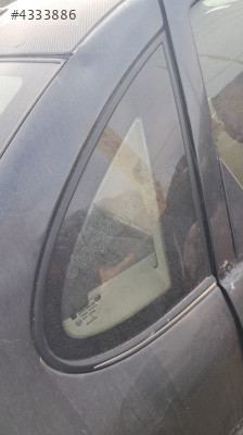 OPEL VECTRA B SAĞ ARKA KELEBEK CAM.OTO ERKAN ÜNYE