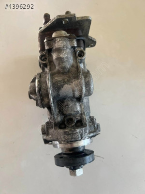 Yakıt Mazot Pompası 0281010888 VP44 1467045031 Ford Connect