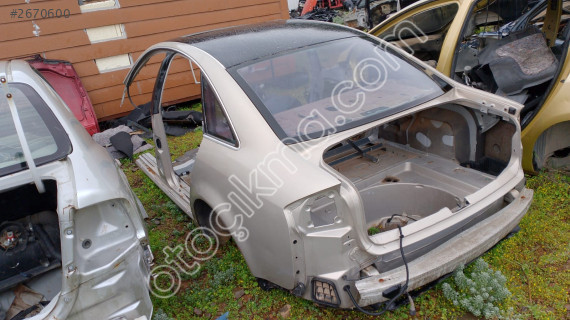 AUDİ A6 C5 KESME SOL ARKA
