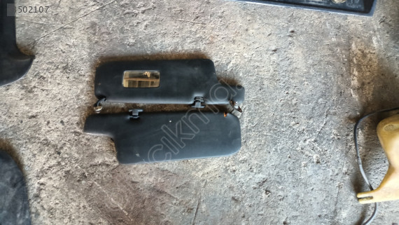 Bmw e30 direksiyon alt üst plastiği