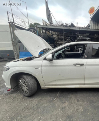 FİAT EGEA SOL ÖN KAPI