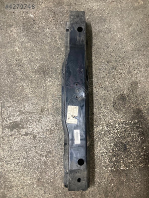 Jeep renegade tampon demir