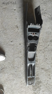 6R0863241R Polo 2012 orta konsol
