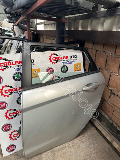 Ford fiesta sol arka kapı