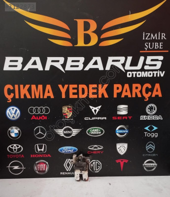 VW Passat B8 Bagaj Kilidi - Orijinal Ürün Kodu: 3G082750310S