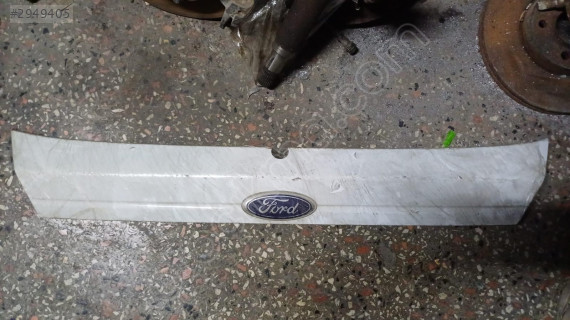 2009-2017 Ford Fiesta bagaj çıtası (hatasız)