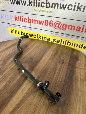 BMW G60 520İ KALORİFER HORTUMU ORJİNAL 64218846464