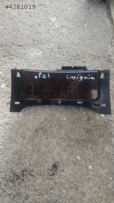 OPEL İNSİGNİA DİJİTAL EKRAN