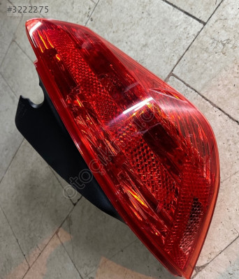 Peugeot 308 sağ arka stop