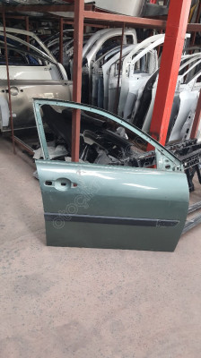 renault megane  2 sağ ön  kapı sefalılar oto cıkma