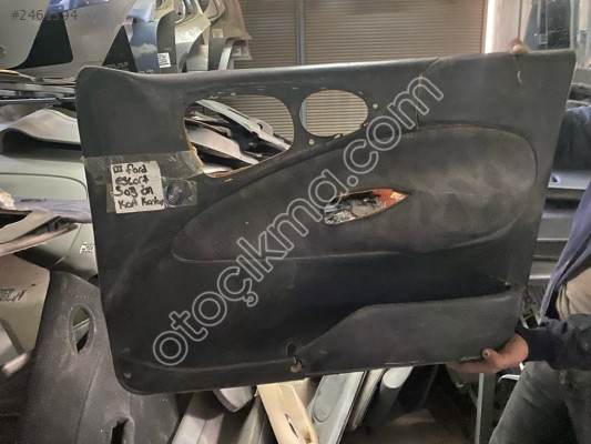 1995-2000 Model Ford Escort Sağ Ön Kapı Döşemesi