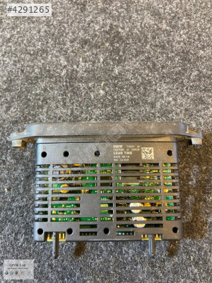 BMW F30 3 SERİSİ XENON FAR KARTI