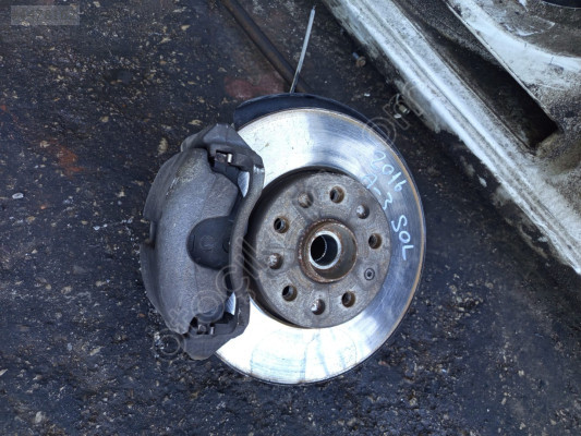 AUDİ A3 SOL TAŞIYICI