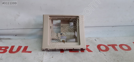 Mercedes E 212 KÜLLÜK BAKALİTİ ARKA ORTA A2126803850