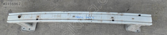 renault trafic 2016 çıkma orjinal ön tampon demiri (son fiyat)