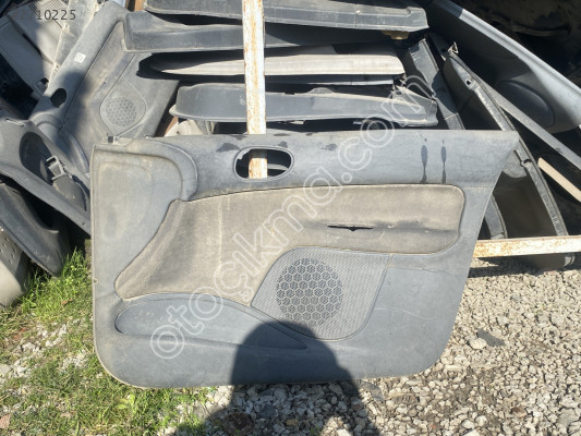 PEUGEOT 206 SAĞ ÖN KAPI DÖŞEMESİ