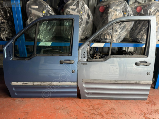FORD TOURNEO CONNECT ÇIKMA SOL ÖN KAPI DOLU
