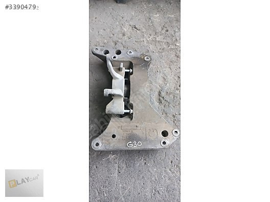 513843-10 BMW G30 ŞANZIMAN TRAVERSİ